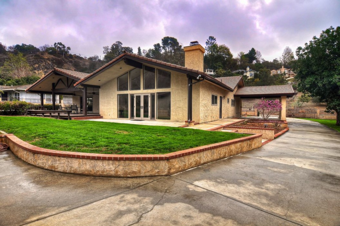 2327 Valle Drive , La Habra Heights CA: 