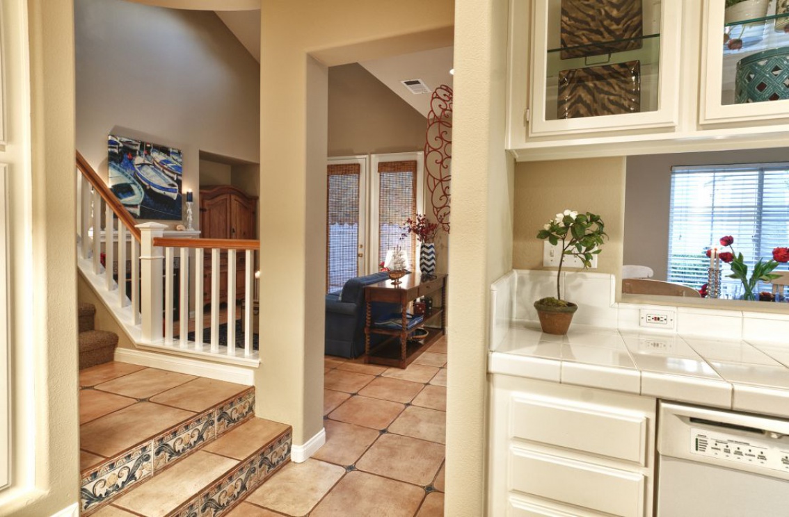 114 Winslow Lane , Irvine CA: 