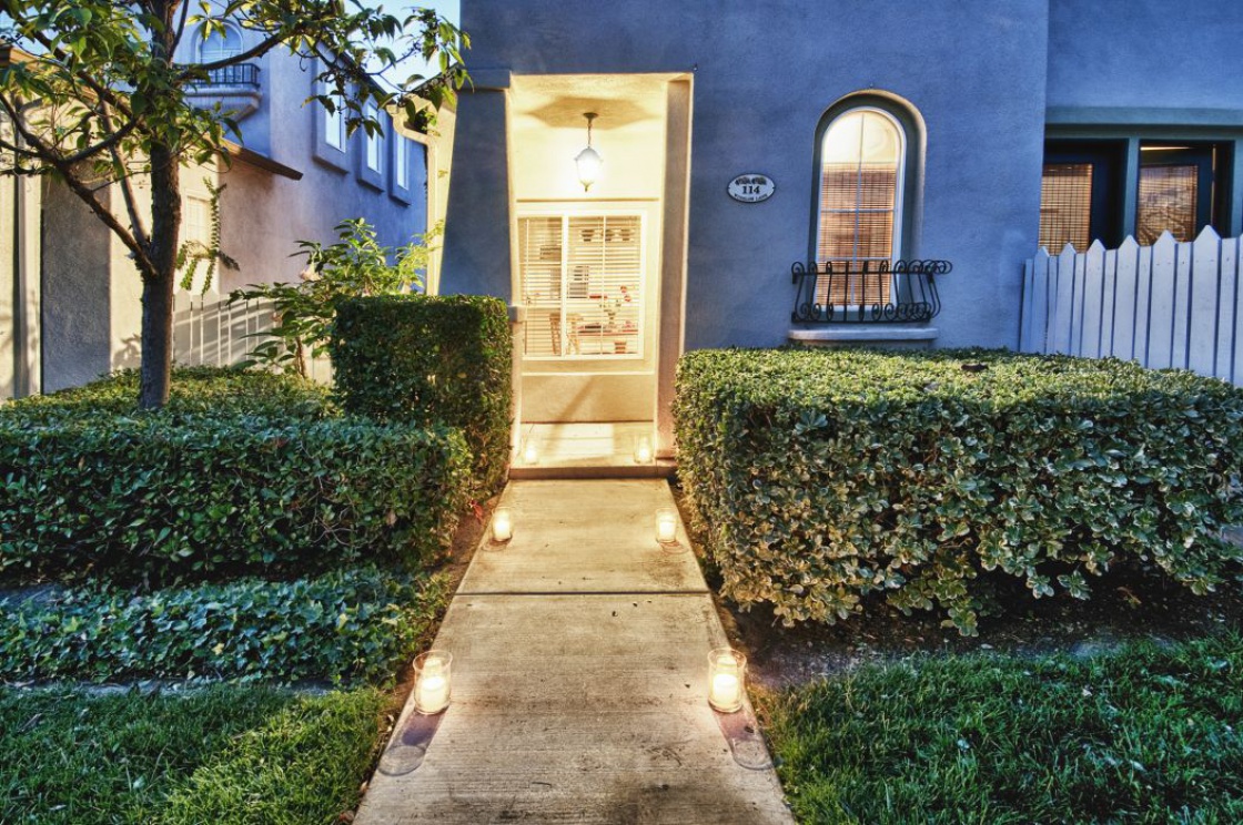 114 Winslow Lane , Irvine CA: 