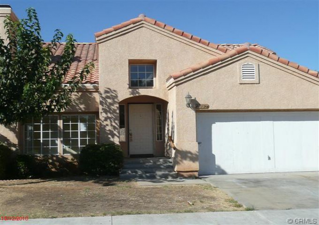 2251 Mark Avenue, Palmdale CA: 