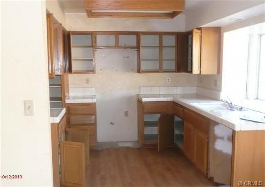 2251 Mark Avenue, Palmdale CA: 