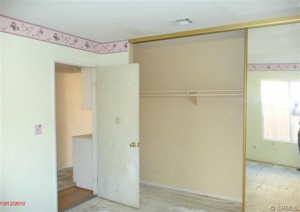 2251 Mark Avenue, Palmdale CA: 