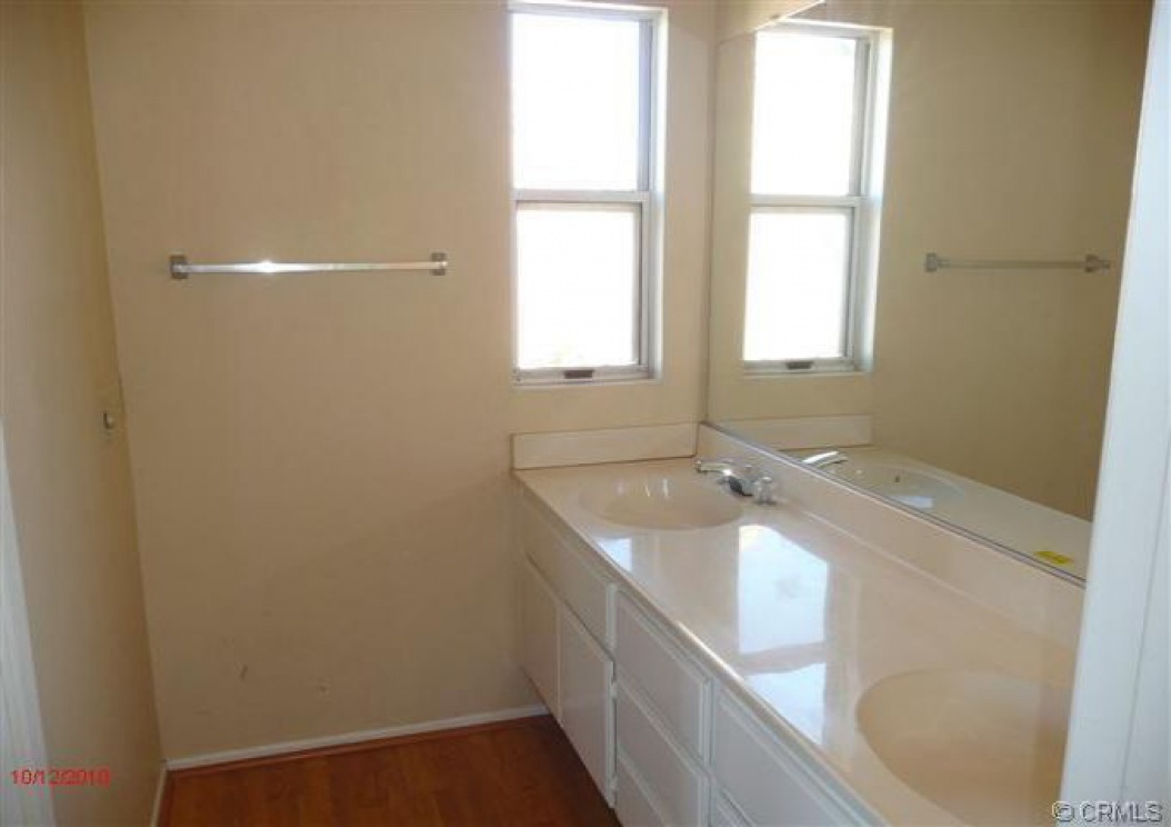 2251 Mark Avenue, Palmdale CA: 