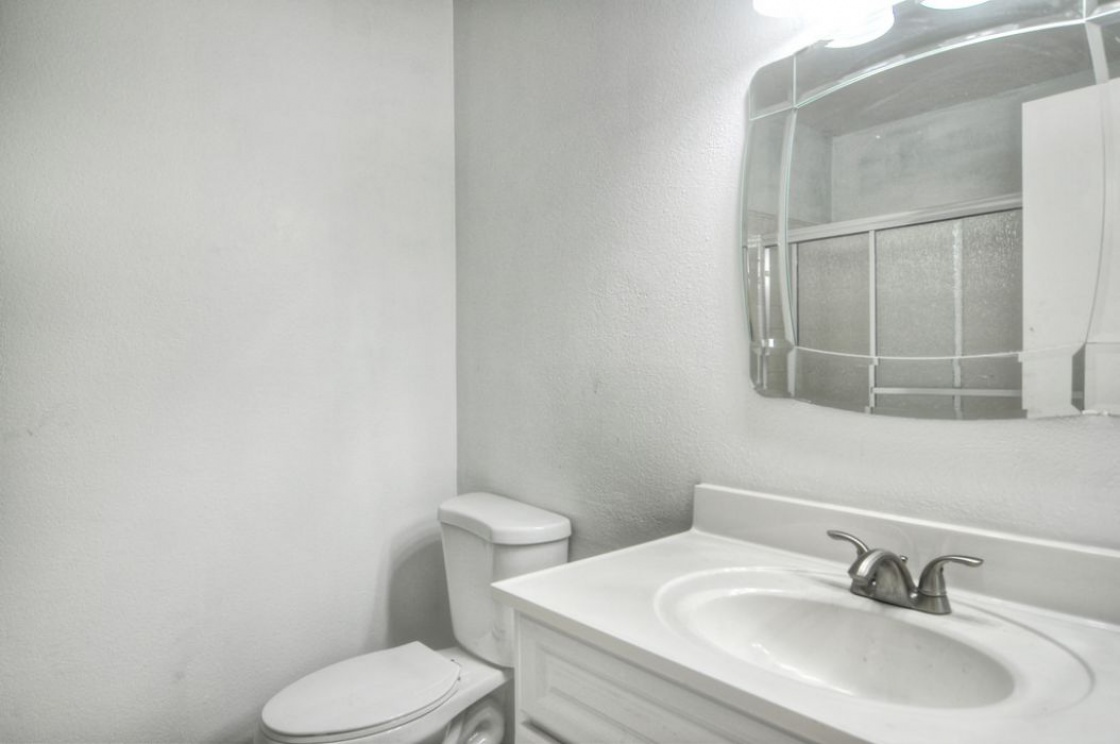 17 Lemon Tree , Irvine CA: