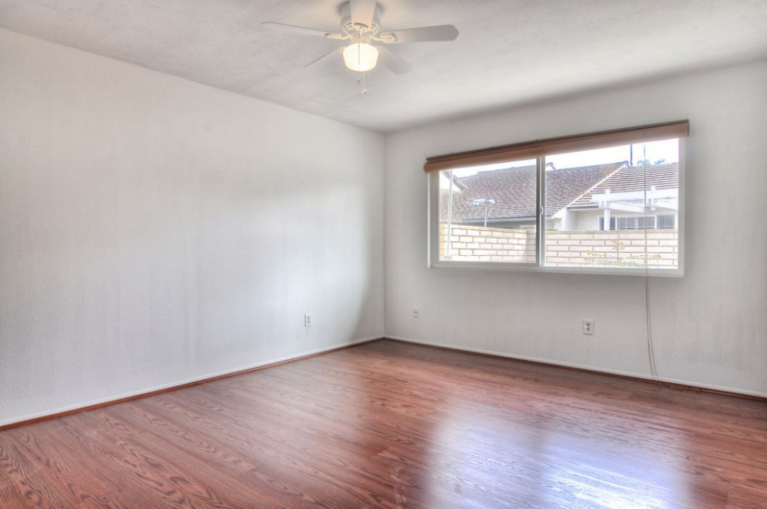 17 Lemon Tree , Irvine CA: