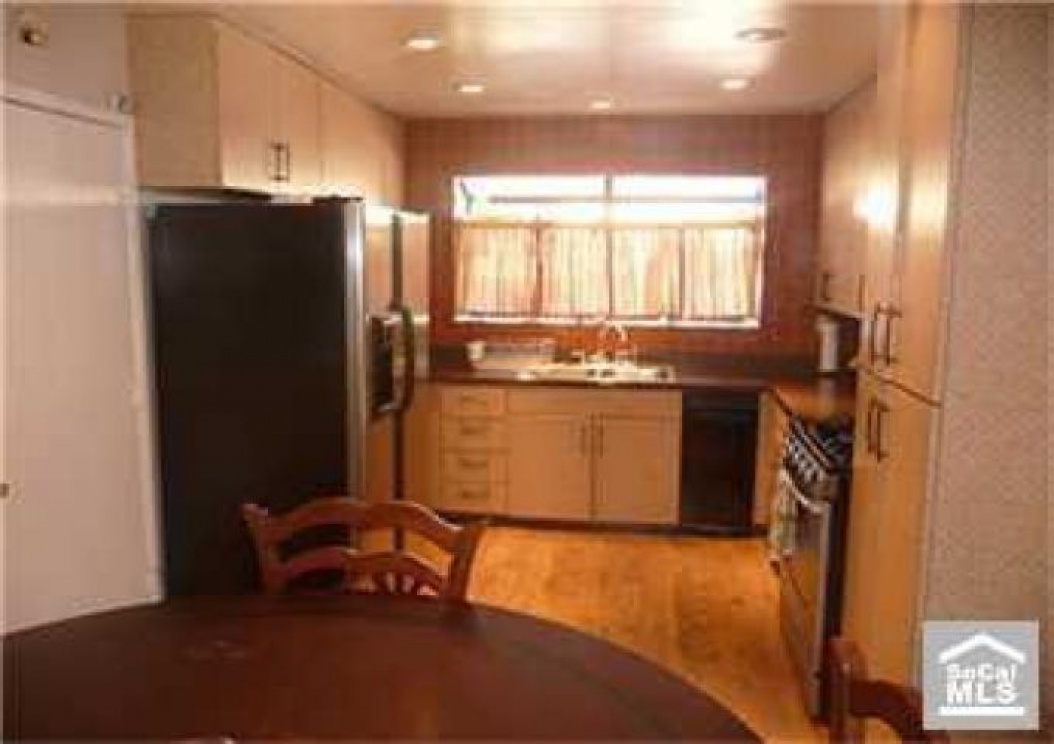 4242 W Porter Ave, Fullerton CA: