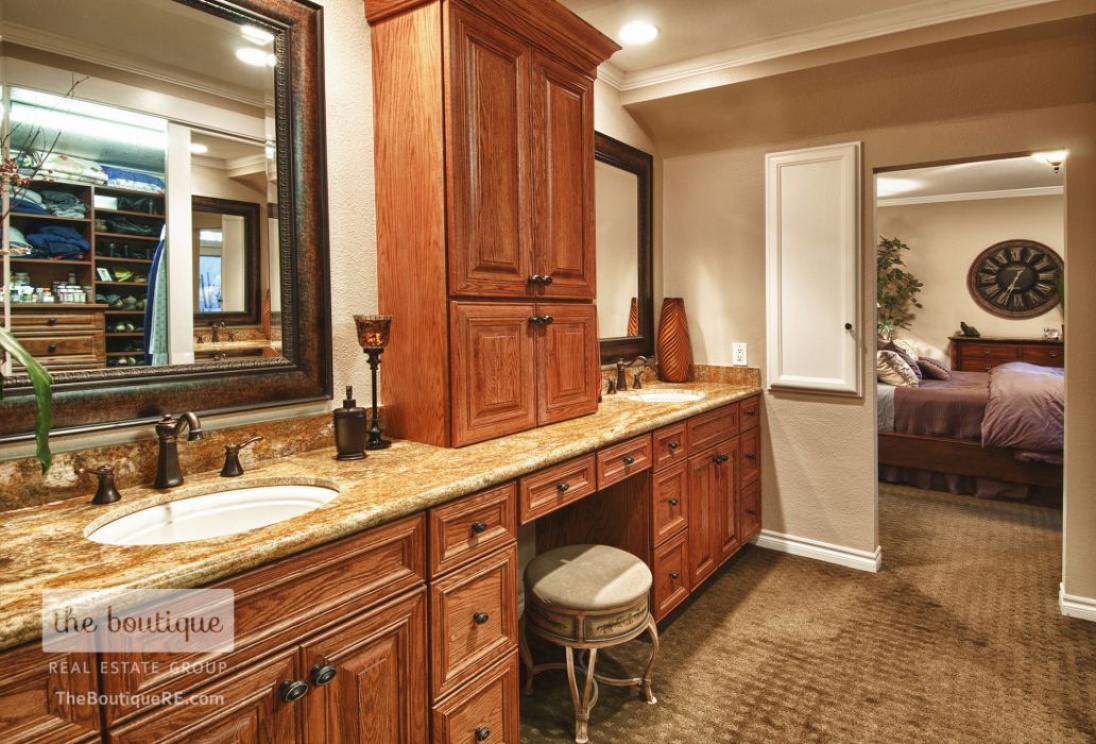 20 Lucerne , Newport Beach CA: 