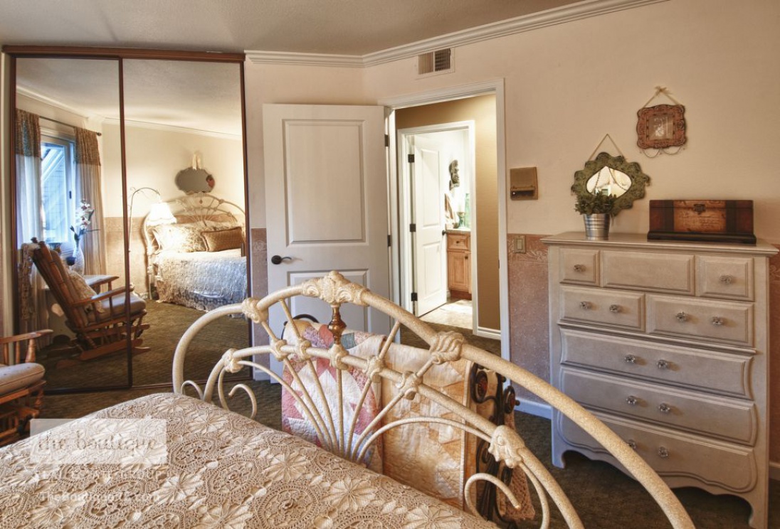 20 Lucerne , Newport Beach CA: 