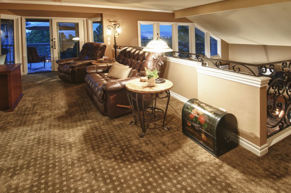 20 Lucerne , Newport Beach CA: 