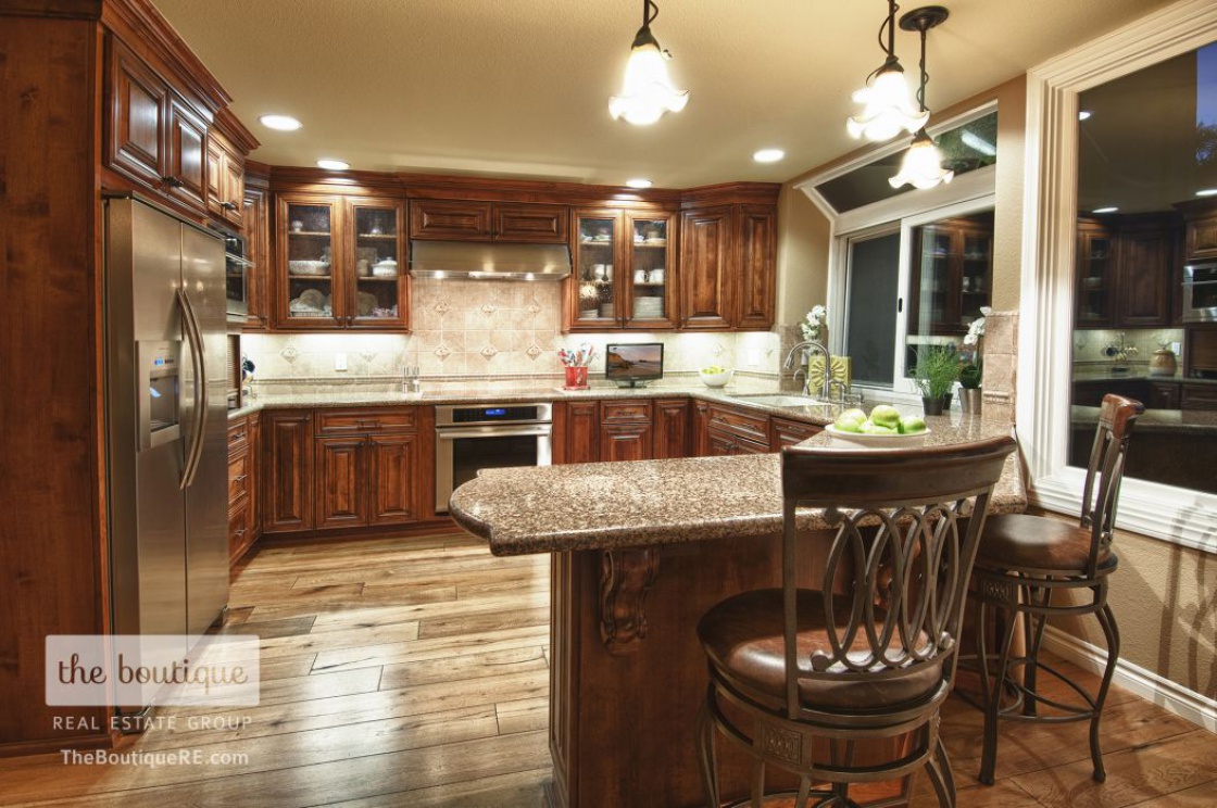 20 Lucerne , Newport Beach CA: 