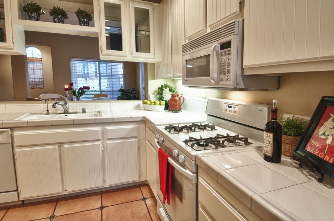 114 Winslow Lane, Irvine CA: 