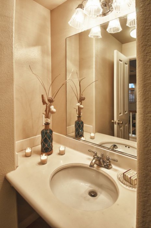 114 Winslow Lane, Irvine CA: 