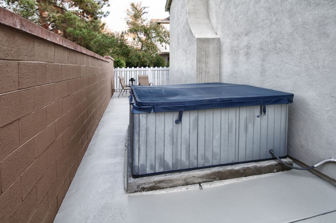 114 Winslow Lane, Irvine CA: 