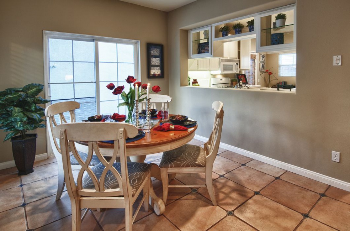 114 Winslow Lane, Irvine CA: 