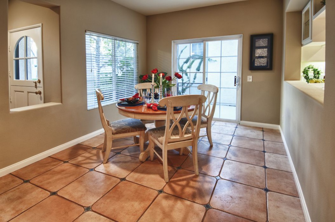 114 Winslow Lane, Irvine CA: 