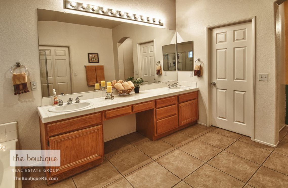11910 Lone Peak Drive , Rancho Cucamonga CA: 