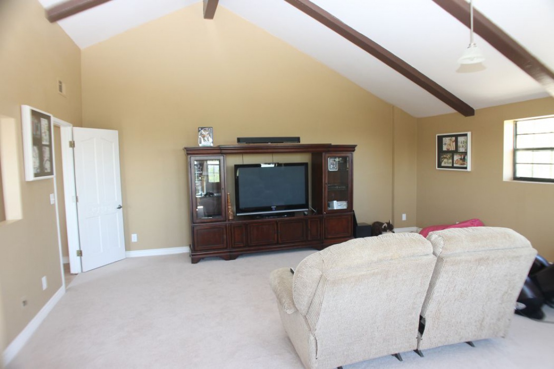 17751 Lewis Lane , Huntington Beach CA: 