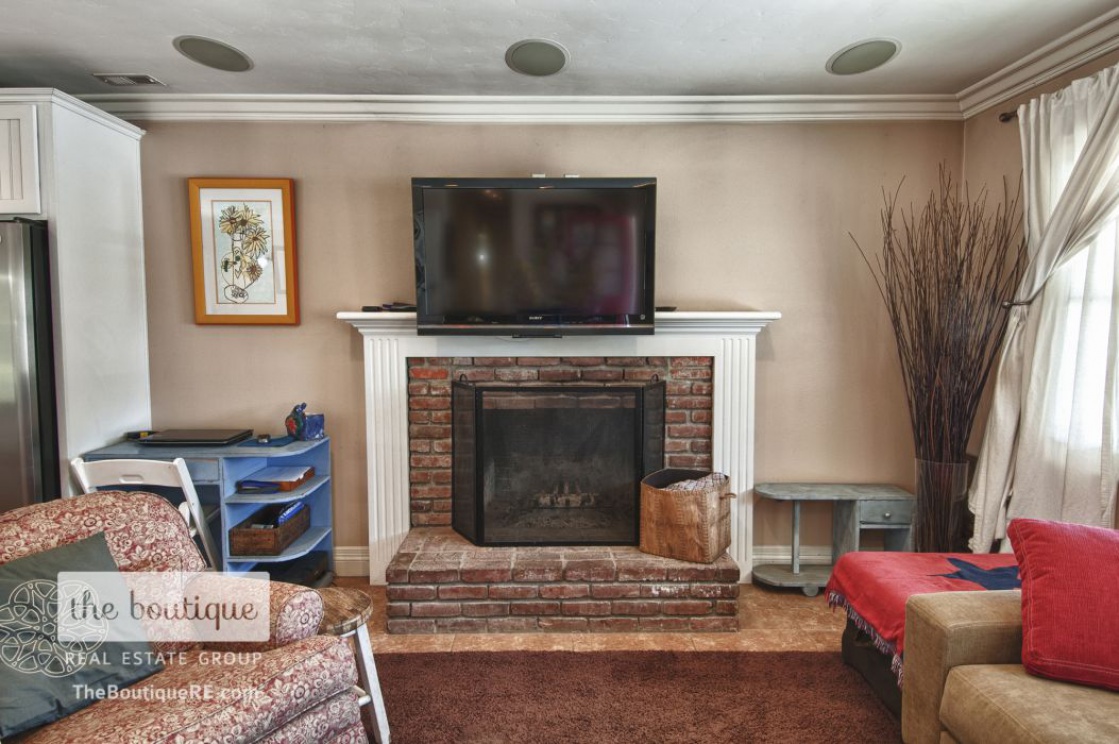 17751 Lewis Lane , Huntington Beach CA: 