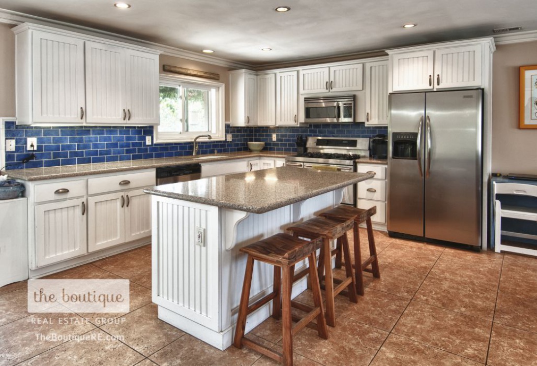 17751 Lewis Lane , Huntington Beach CA: 