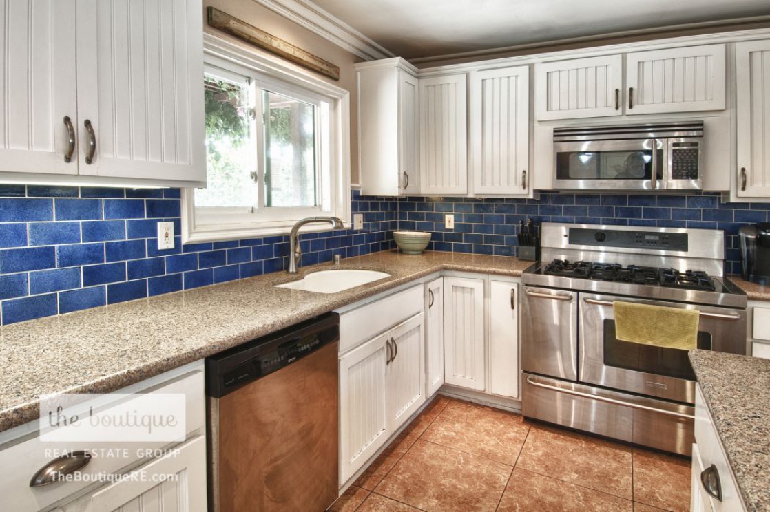 17751 Lewis Lane , Huntington Beach CA: 