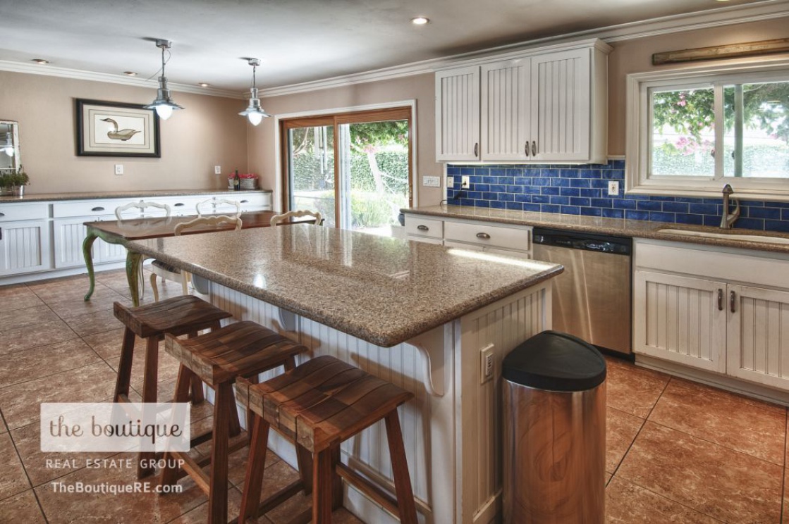 17751 Lewis Lane , Huntington Beach CA: 