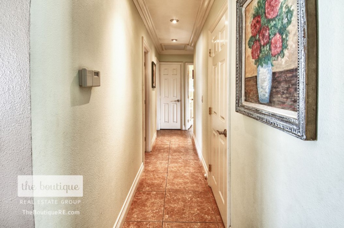 17751 Lewis Lane , Huntington Beach CA: 