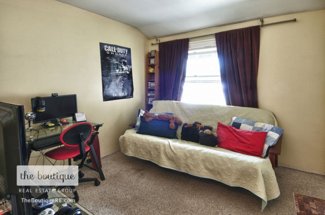 17751 Lewis Lane , Huntington Beach CA: 