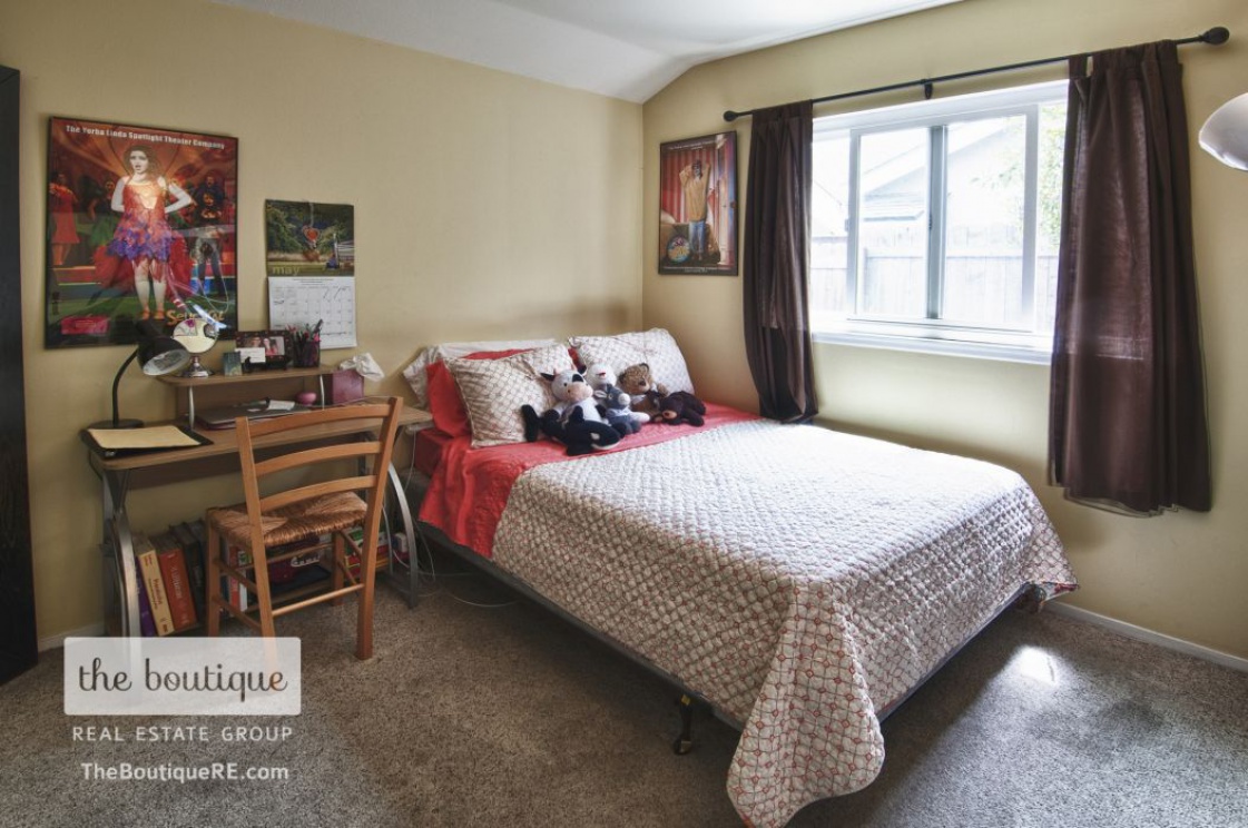 17751 Lewis Lane , Huntington Beach CA: 