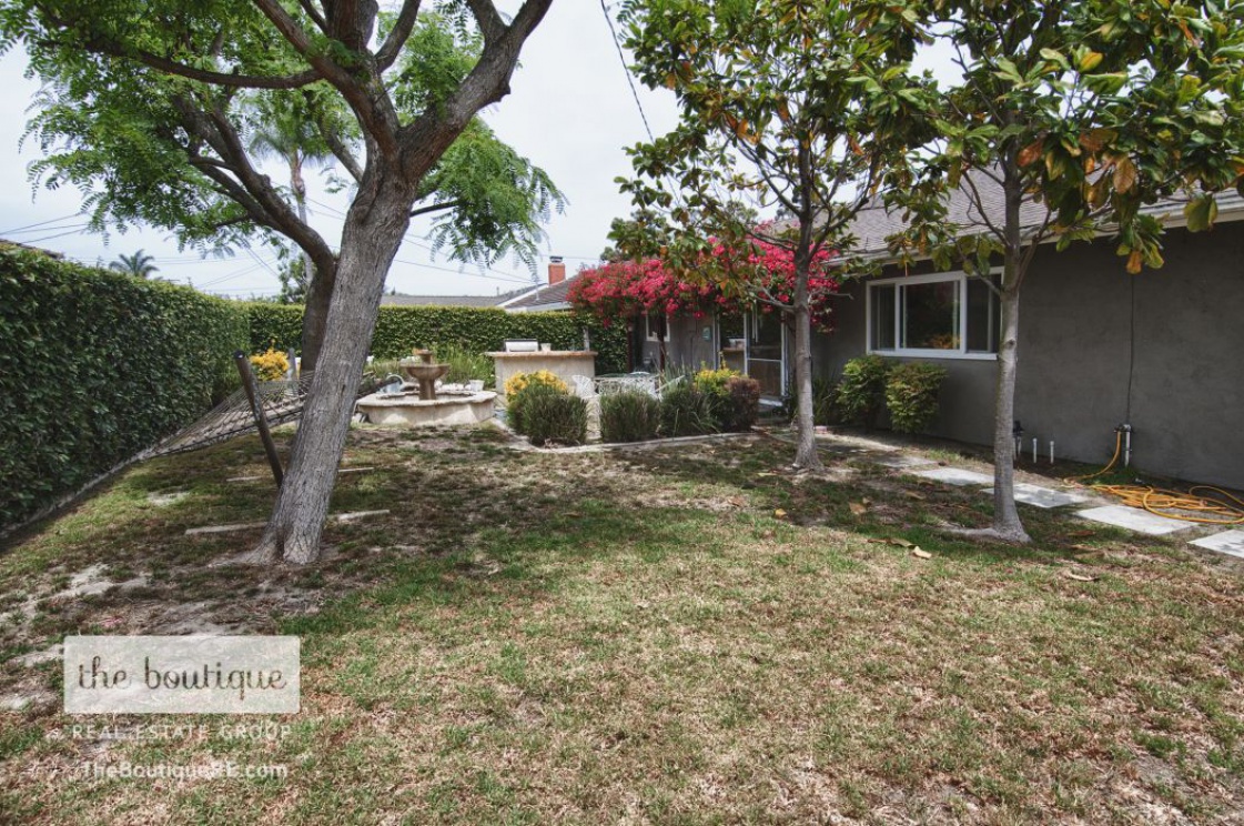 17751 Lewis Lane , Huntington Beach CA: 