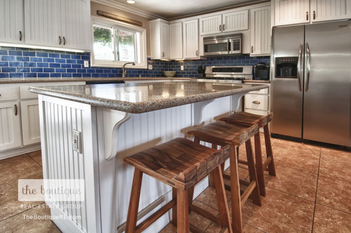 17751 Lewis Lane , Huntington Beach CA: 