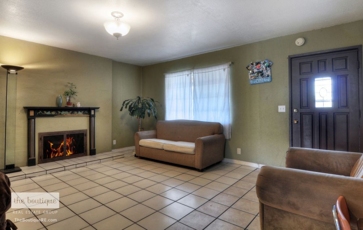 11332 South Colbow Street , Orange CA: 