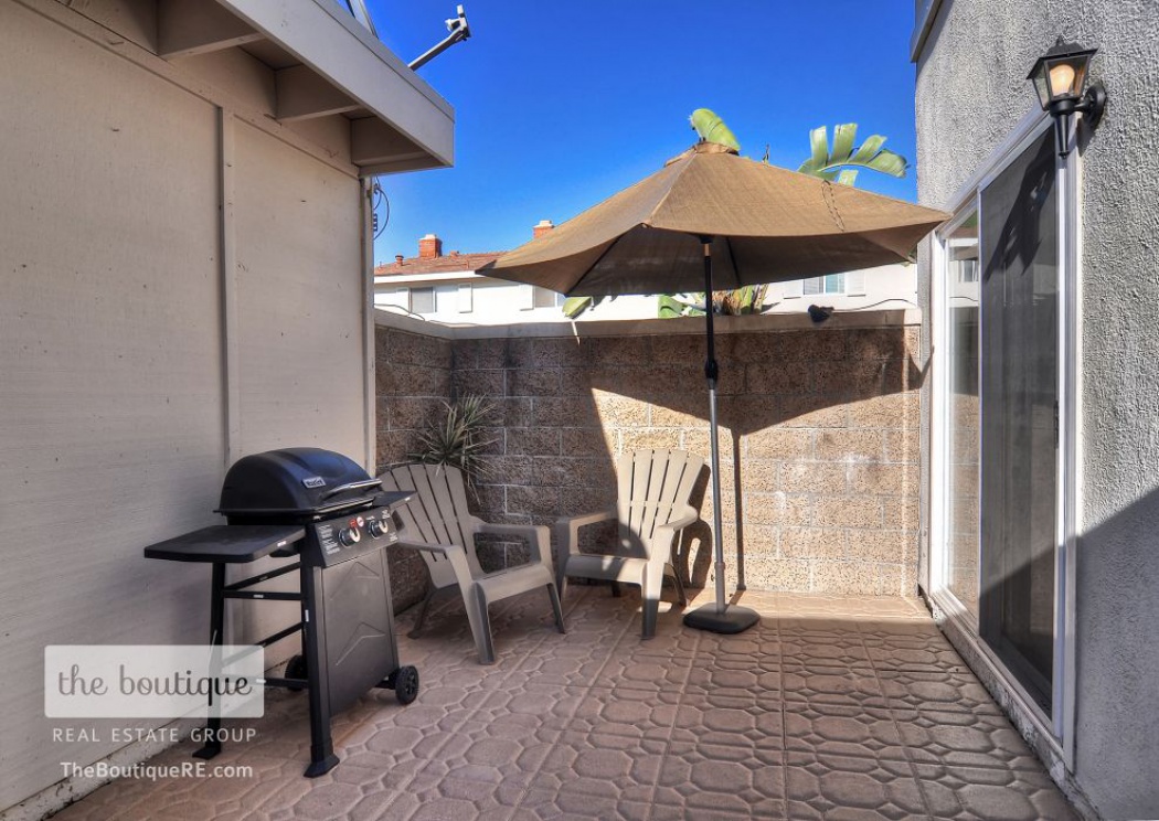 9852 Argyle Drive , Huntington Beach CA: