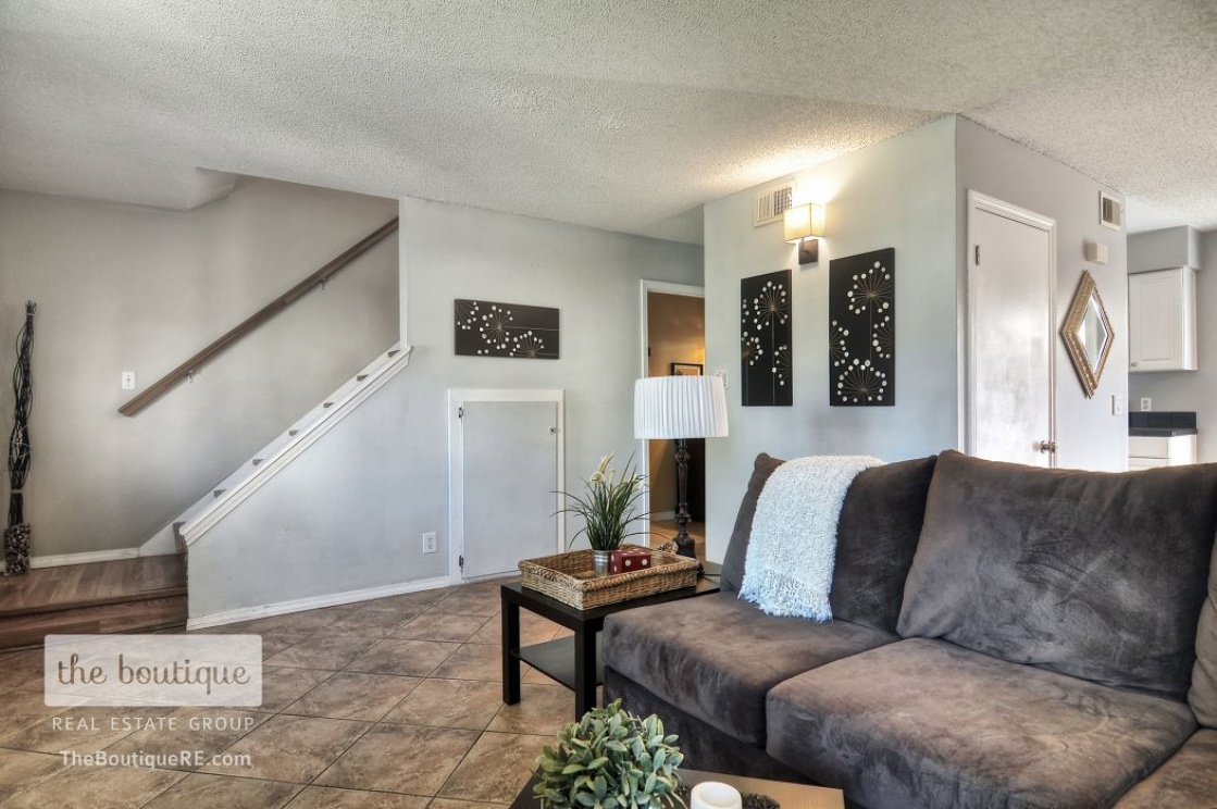 9852 Argyle Drive , Huntington Beach CA: