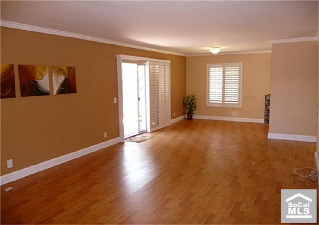 2301 Conifer Ln, Tustin CA: 