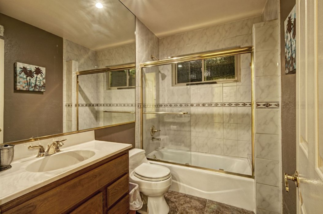 2267 Papaya Drive , La Habra Heights CA: 