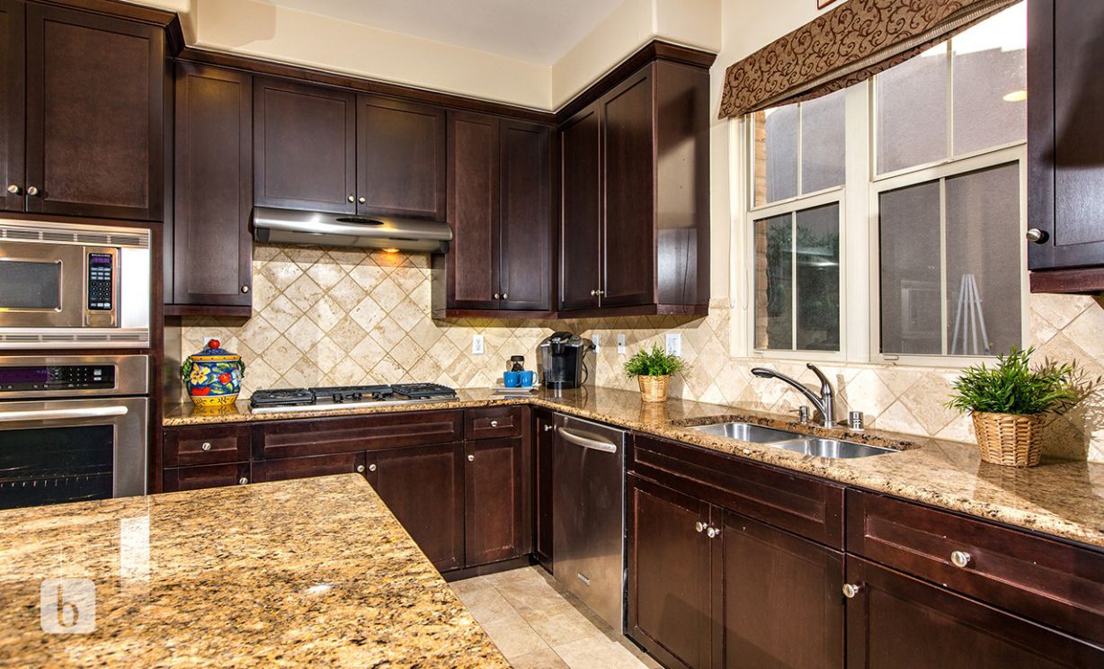 32   Bell Chime   , Irvine CA: 