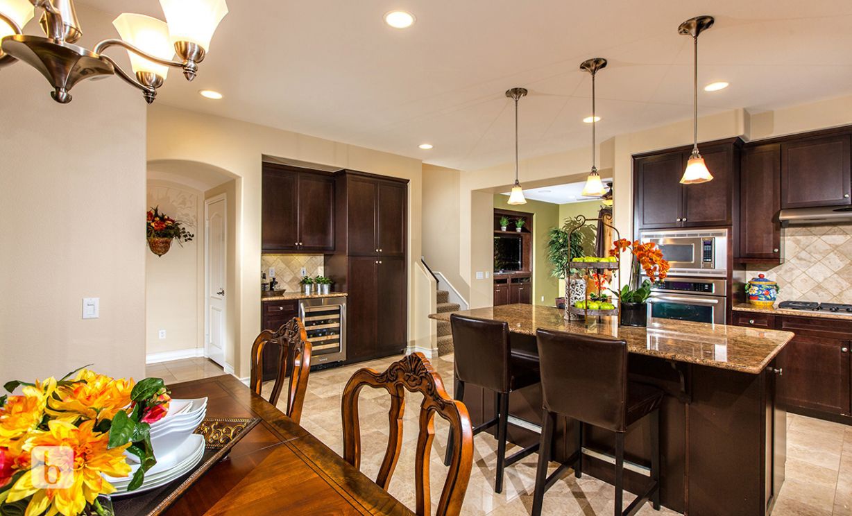 32   Bell Chime   , Irvine CA: 