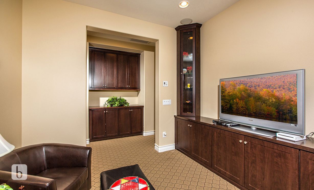 32   Bell Chime   , Irvine CA: 