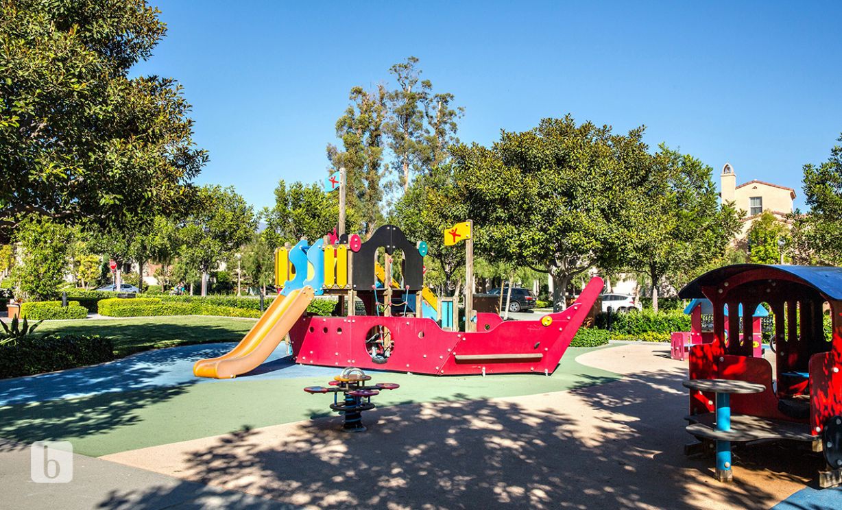 32   Bell Chime   , Irvine CA: 