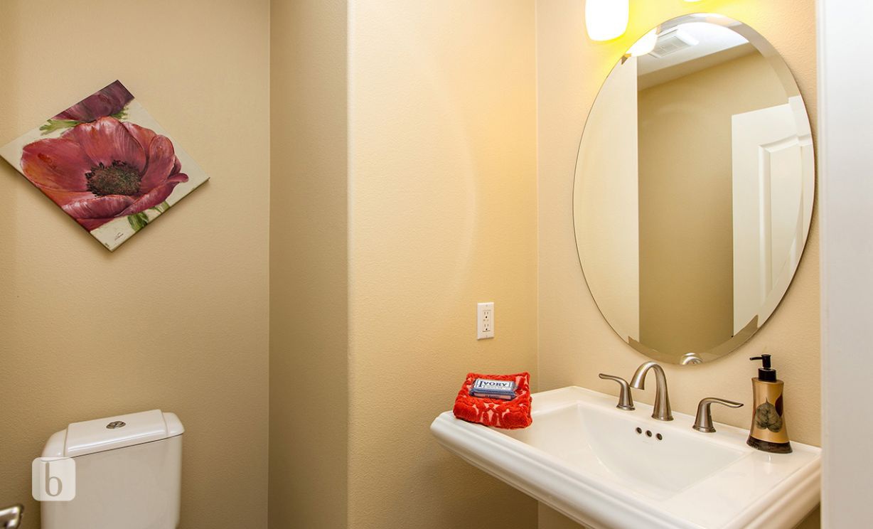 32   Bell Chime   , Irvine CA: 