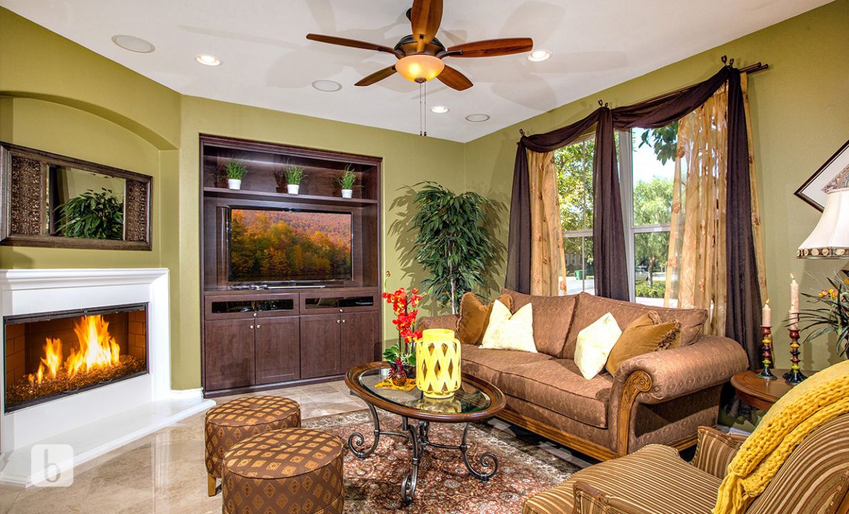 32   Bell Chime   , Irvine CA: 