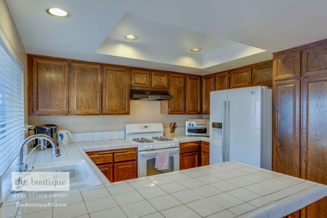 18713 Hatteras Street , Tarzana CA: 