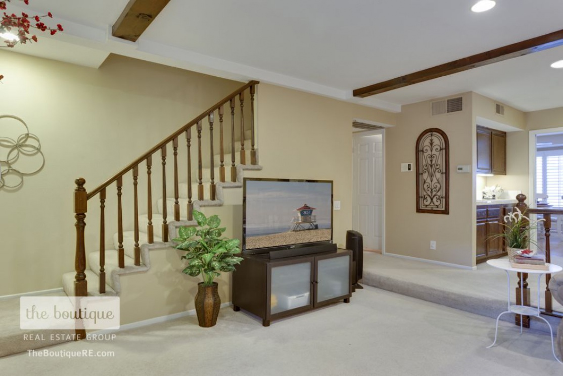 18713 Hatteras Street , Tarzana CA: 