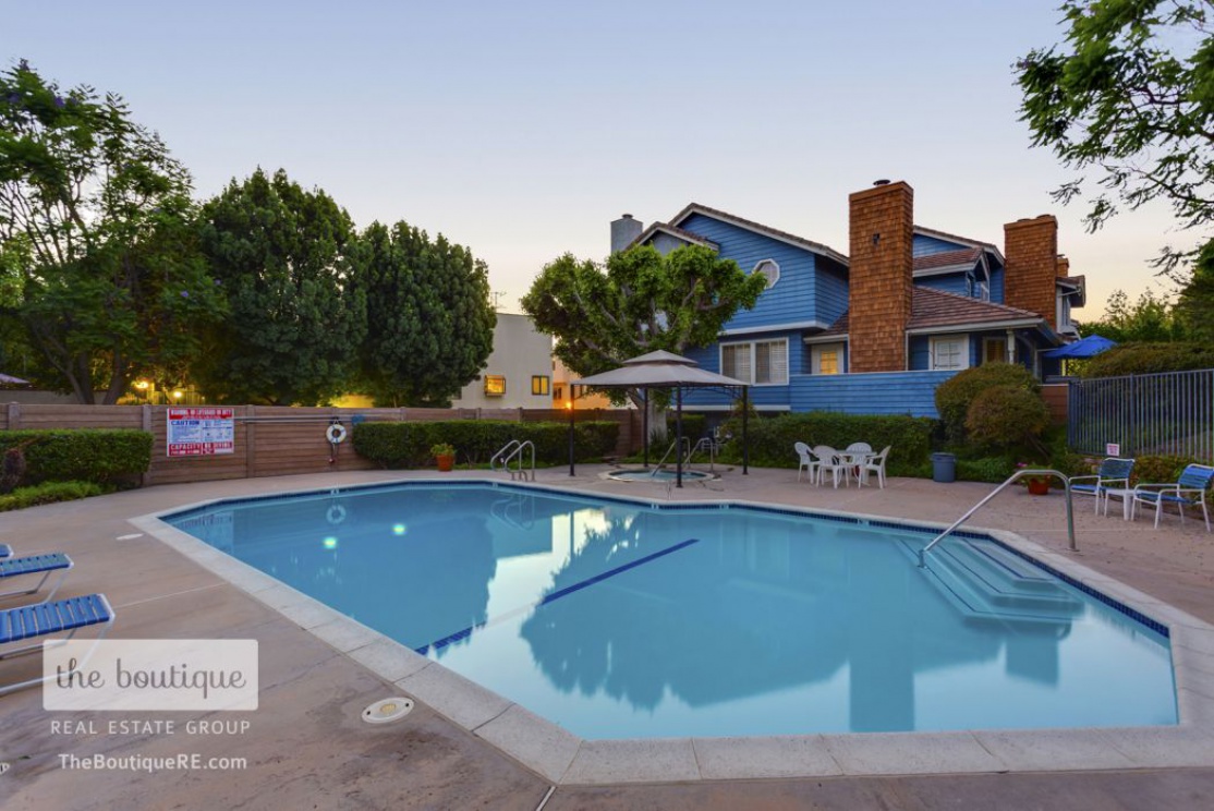 18713 Hatteras Street , Tarzana CA: 