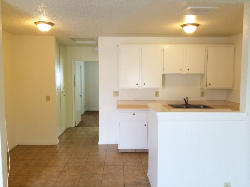 832 West Victoria Street , San Bernardino CA: 