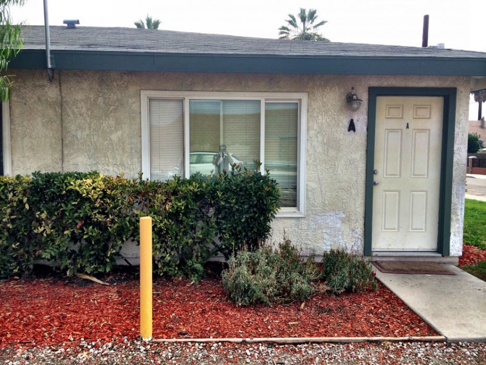 832 West Victoria Street , San Bernardino CA: 