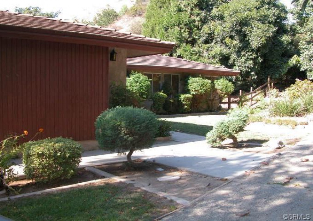 2355 Valle Drive, La Habra Height CA: 