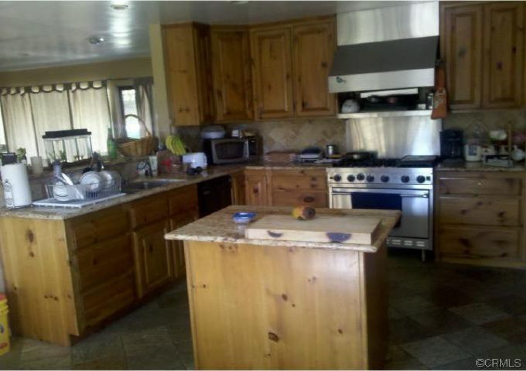 2355 Valle Drive, La Habra Height CA: 