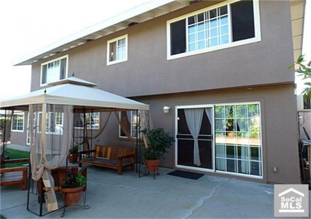 2800 Puente St, Fullerton CA: 